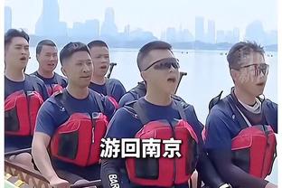 矛盾缓和？利物浦备战热刺，萨拉赫今日在训练场笑容满面